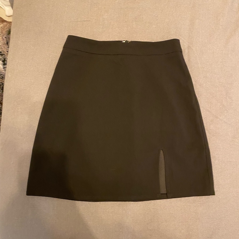 White fox boutique mini skirt